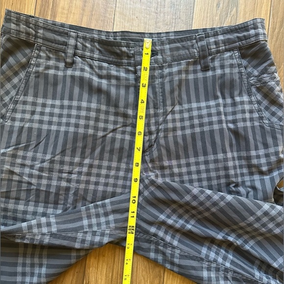 Lululemon Mens Size 36 Black Checked Plaid Golf Short Casual Athletic - Picture 5 of 12